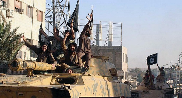 Daech transfère des armes lourdes d`Irak en Syrie